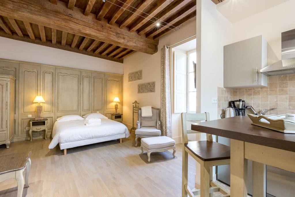 Bed and Breakfast Le Cara Seheiah 1D Beaune  Exteriér fotografie