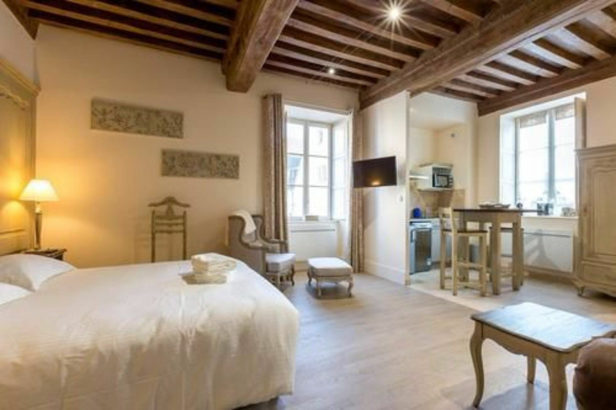 Bed and Breakfast Le Cara Seheiah 1D Beaune  Exteriér fotografie